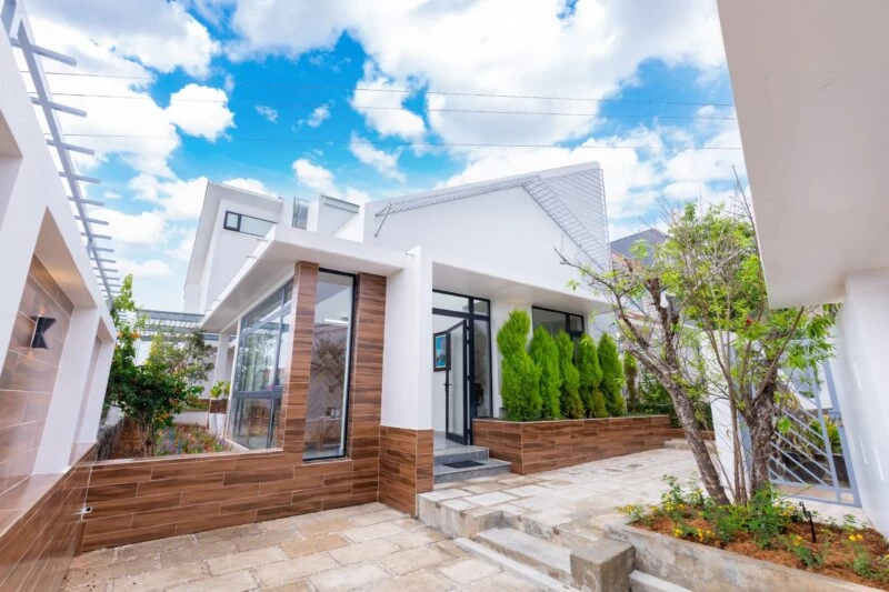 WHITE 2 VILLA ĐÀ LẠT, 5 PHÒNG NGỦ, PHƯỜNG 8, GẦN ĐỒI MỘNG MƠ, VIEW THUNG LŨNG THƠ MỘNG(VLTQ007)